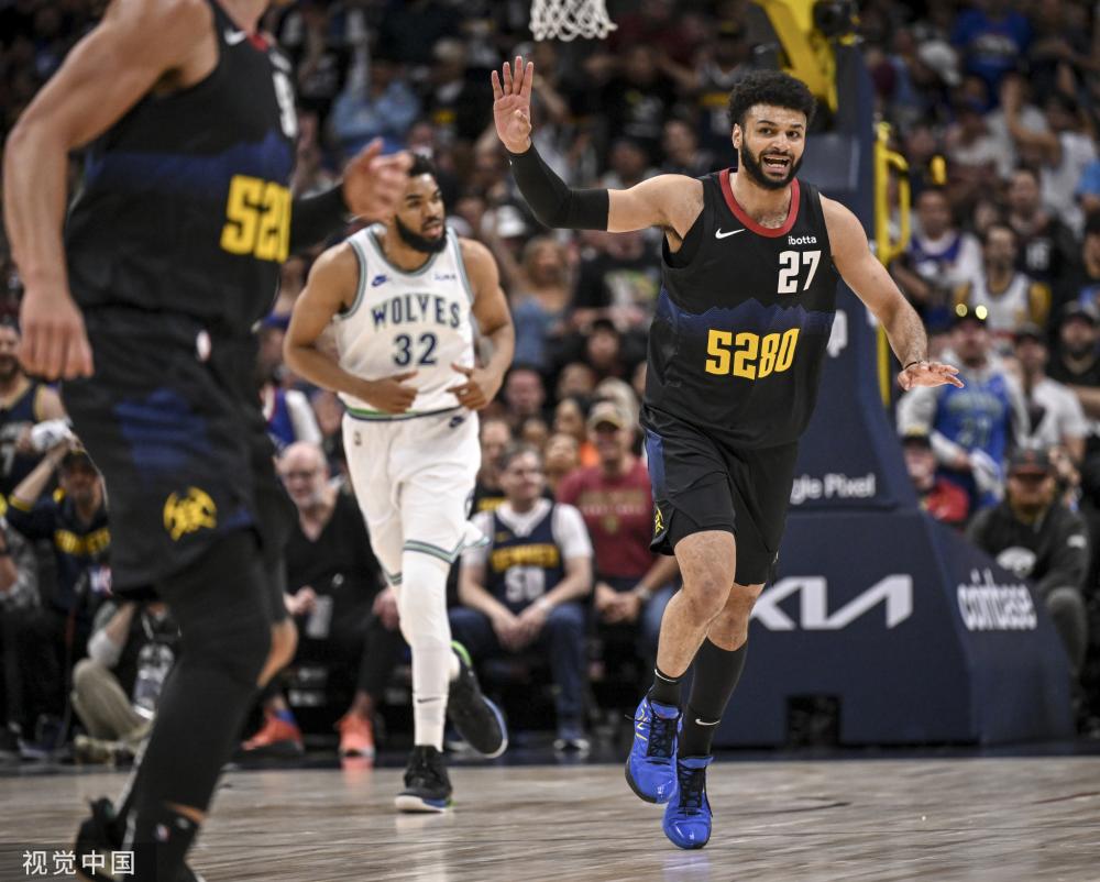 场大规模的 场大规模的