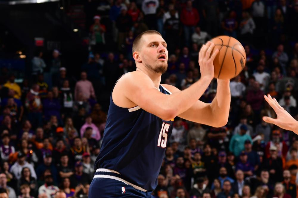 围绕这名球 围绕这名球