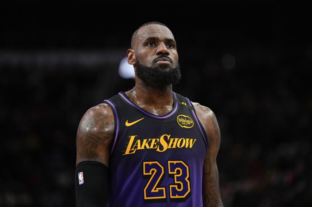 人士而言 人士而言