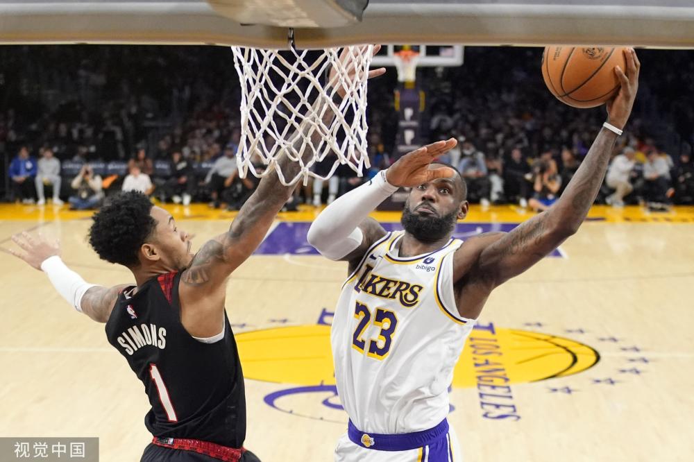 轻球员形成 轻球员形成