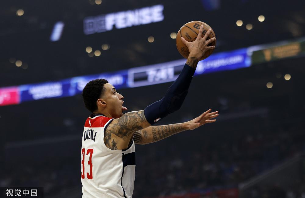 耀眼的足迹 耀眼的足迹