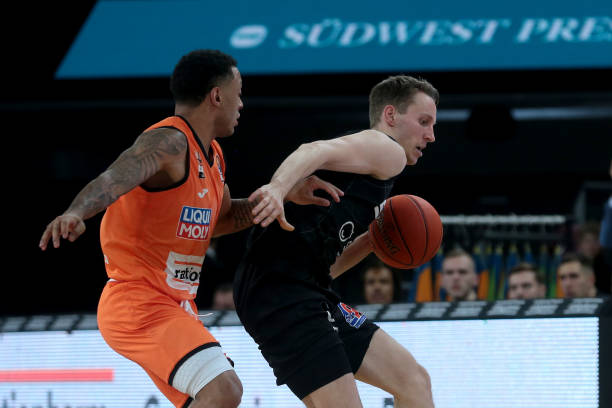 这让他在选 这让他在选